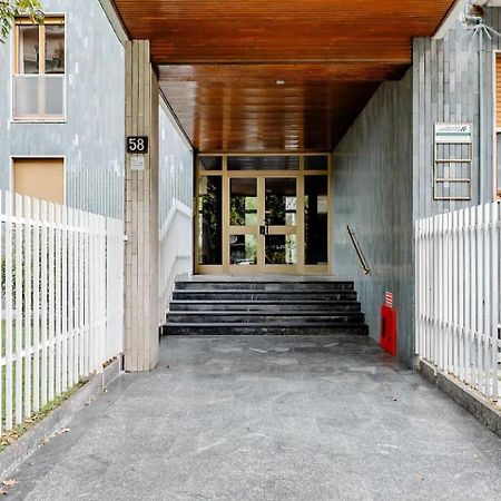 Luxury 2 Bedroom Apartament, Close To San Siro, Fiera And 10 Min Metro To Duomo Milan Extérieur photo