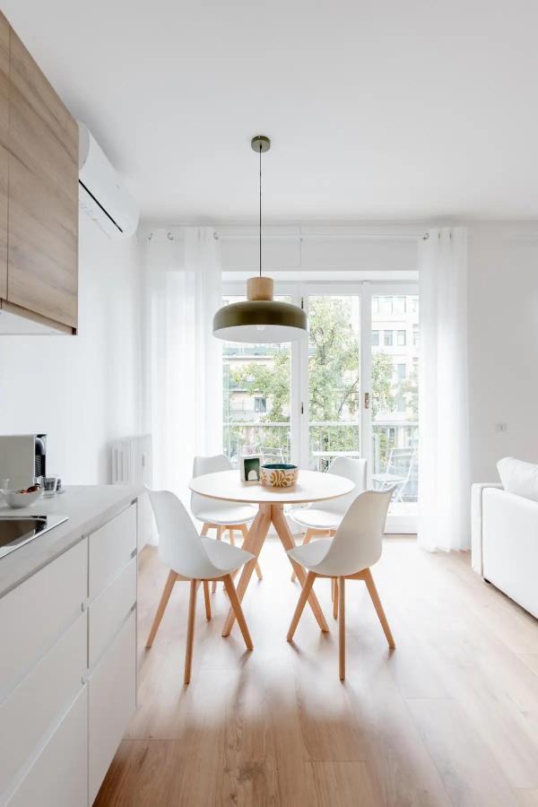 Luxury 2 Bedroom Apartament, Close To San Siro, Fiera And 10 Min Metro To Duomo Milan Extérieur photo