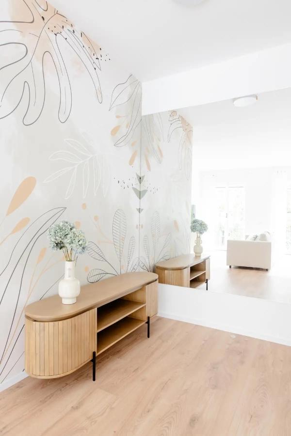 Luxury 2 Bedroom Apartament, Close To San Siro, Fiera And 10 Min Metro To Duomo Milan Extérieur photo